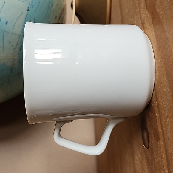 Vintage Hippo Cherub mug - Picture 3 of 10